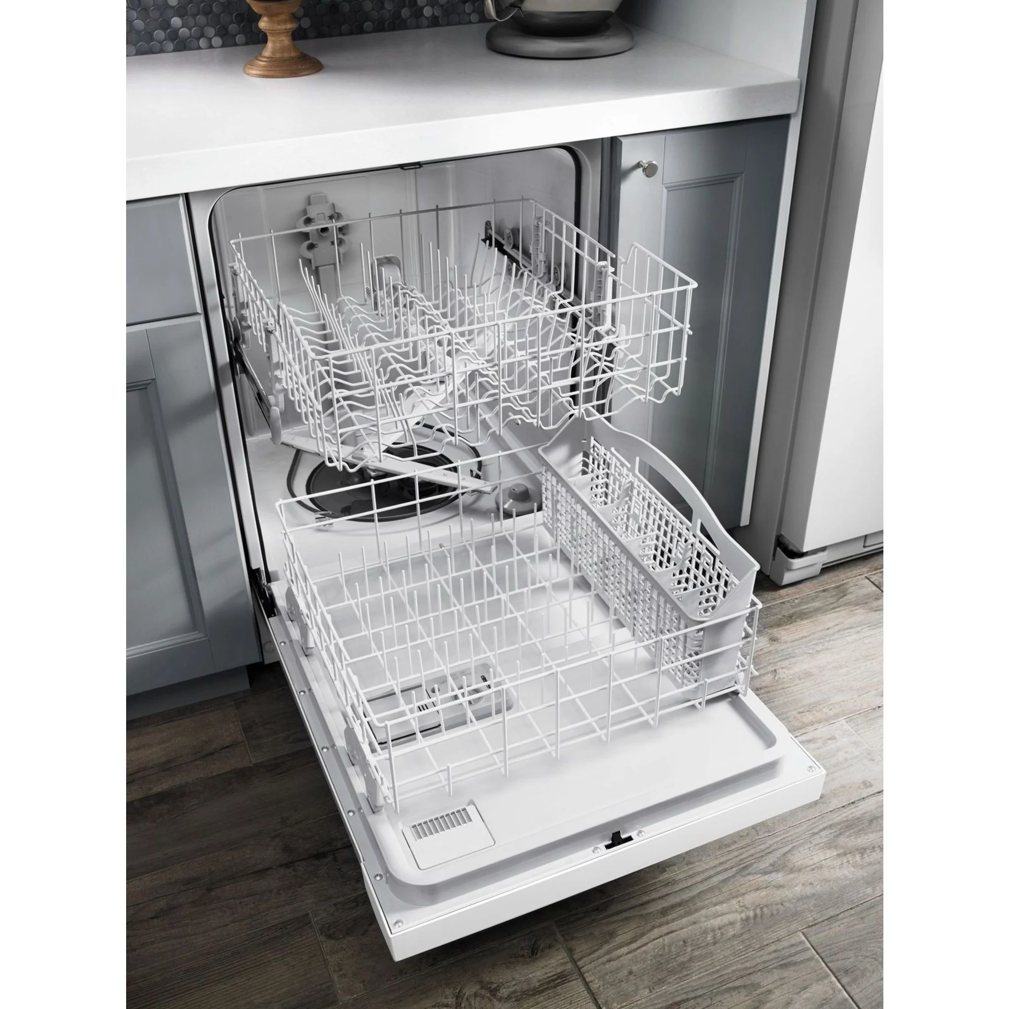 Amana Dishwasher with Triple Filter Wash System (ADB1400AGW) - Image 13