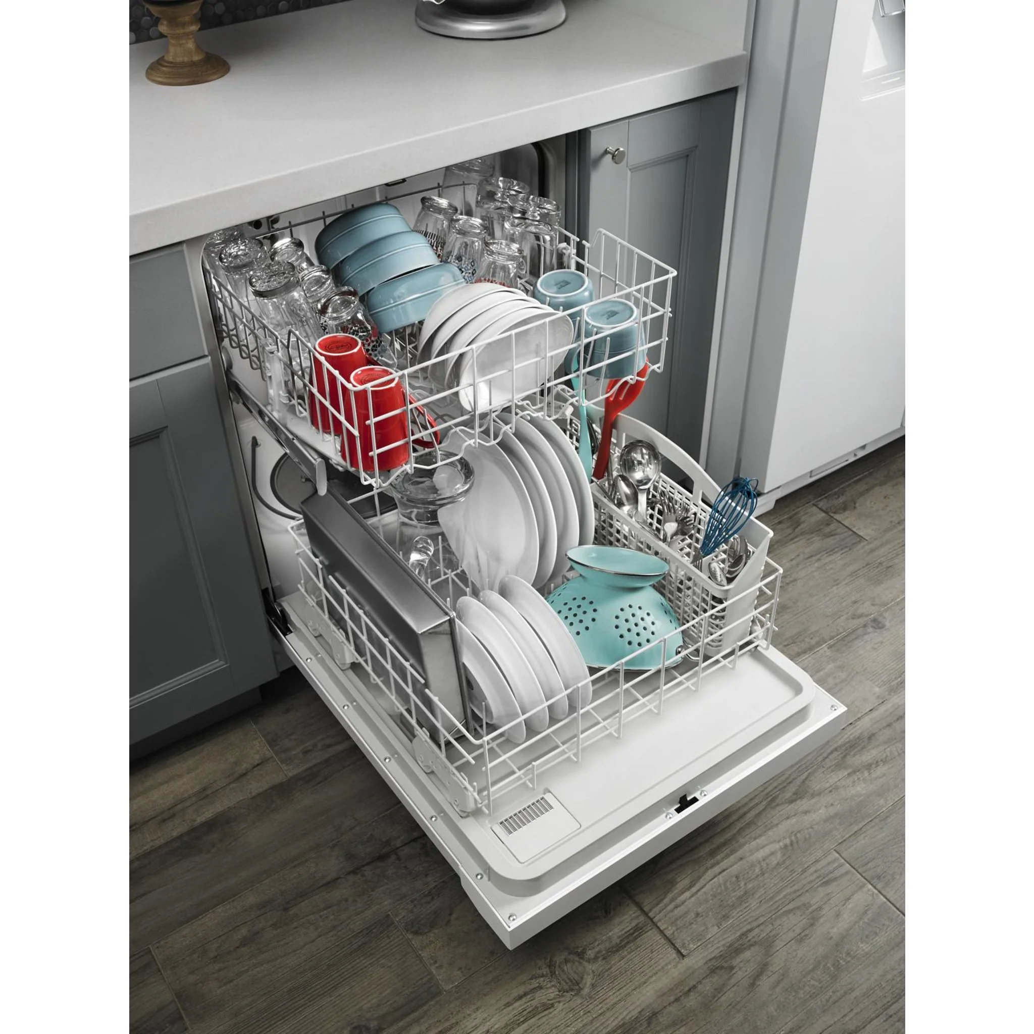 Amana Dishwasher with Triple Filter Wash System (ADB1400AGW) - Image 35