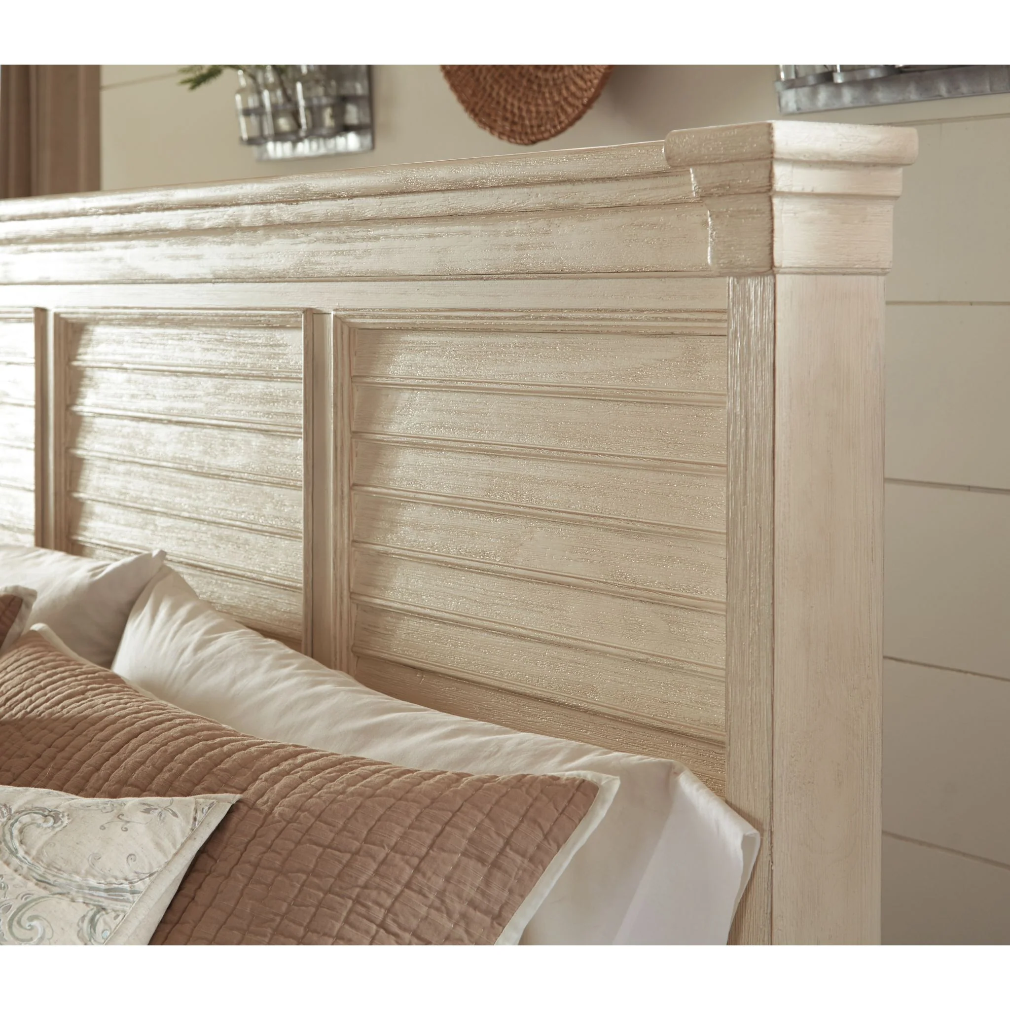 Bolanburg Louvered Panel Bed - Image 8