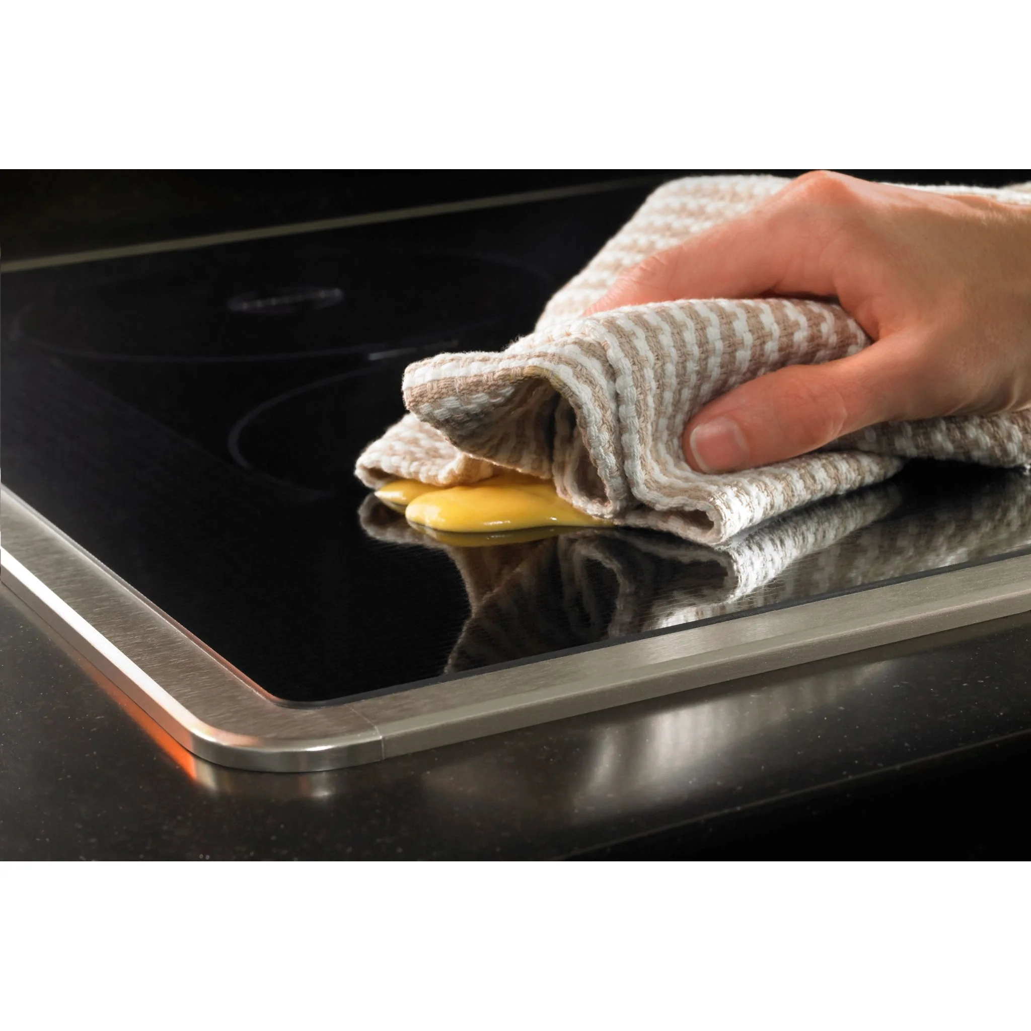 KitchenAid  36" Induction Cooktop with 5 Elements, Touch-Activated Controls and Power Slider (KICU569XSS) - Image 14